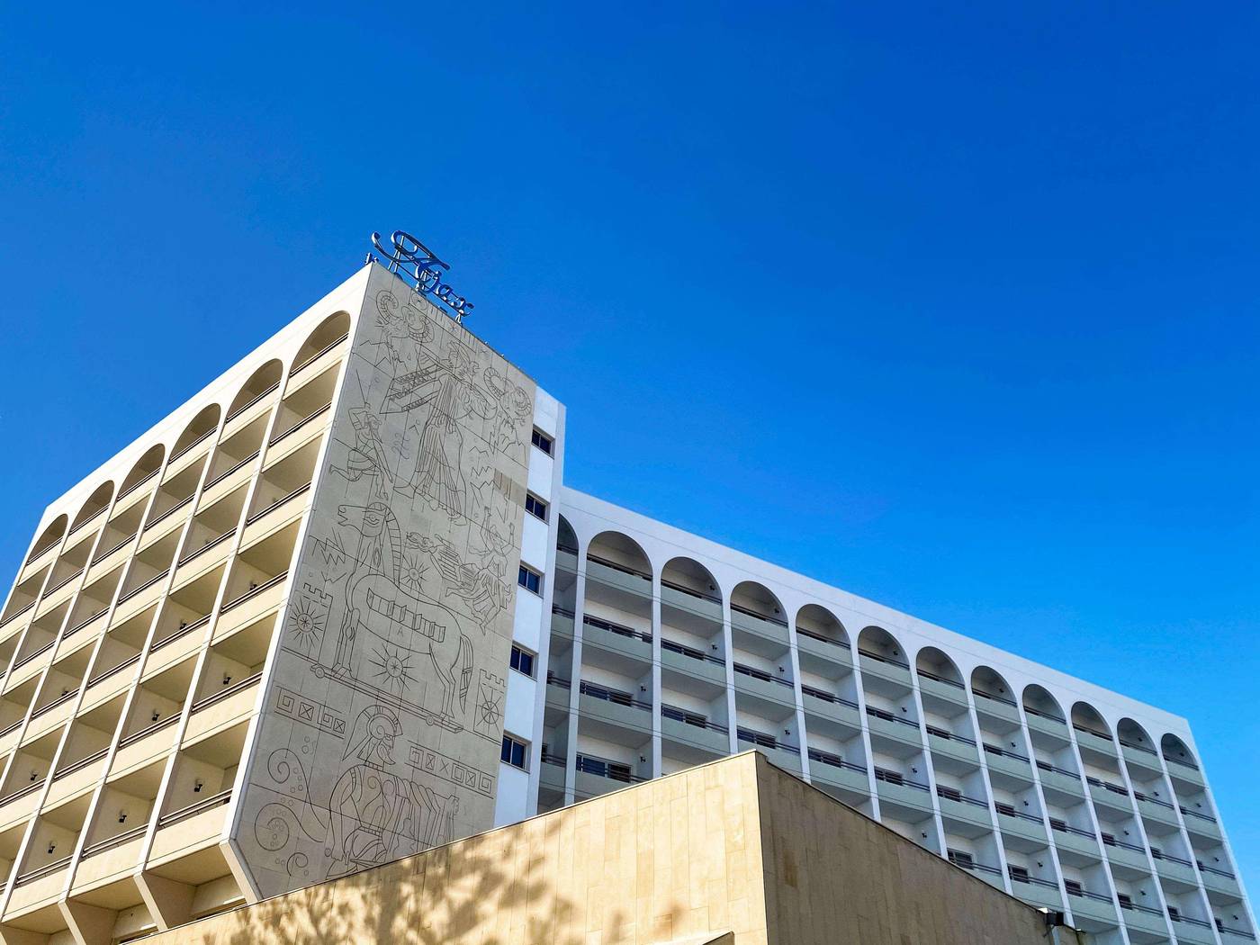 Ajax-Hotel-General-view-9
