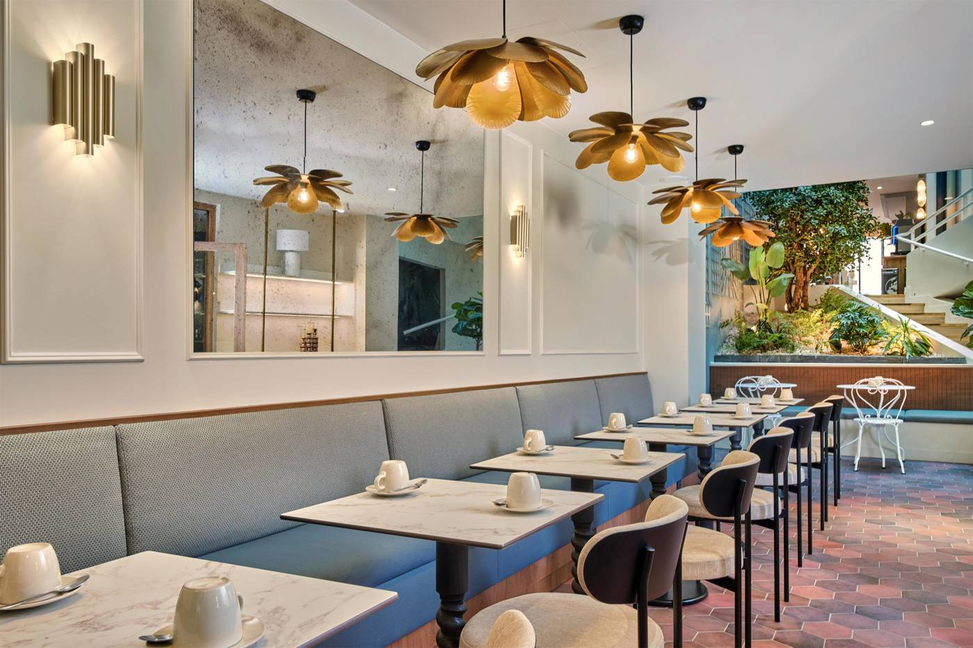 Moulin-Plaza-Restaurant-13