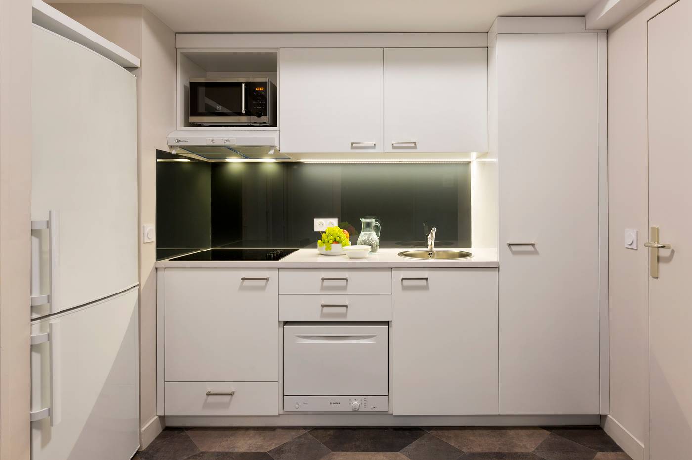 Citadines-Trocadero-Paris-Room-6