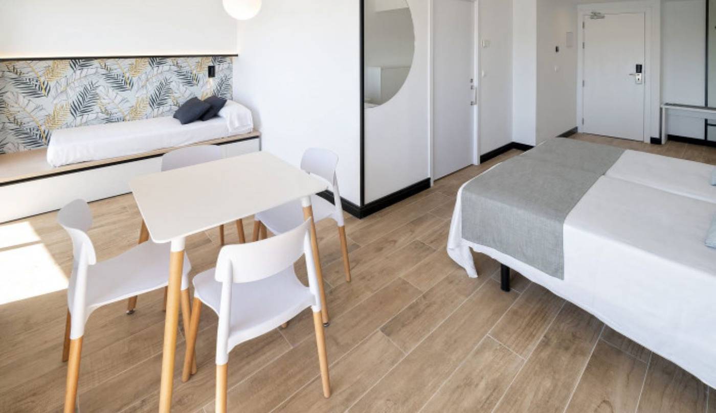 Medplaya-Hotel-Calypso-Room-33