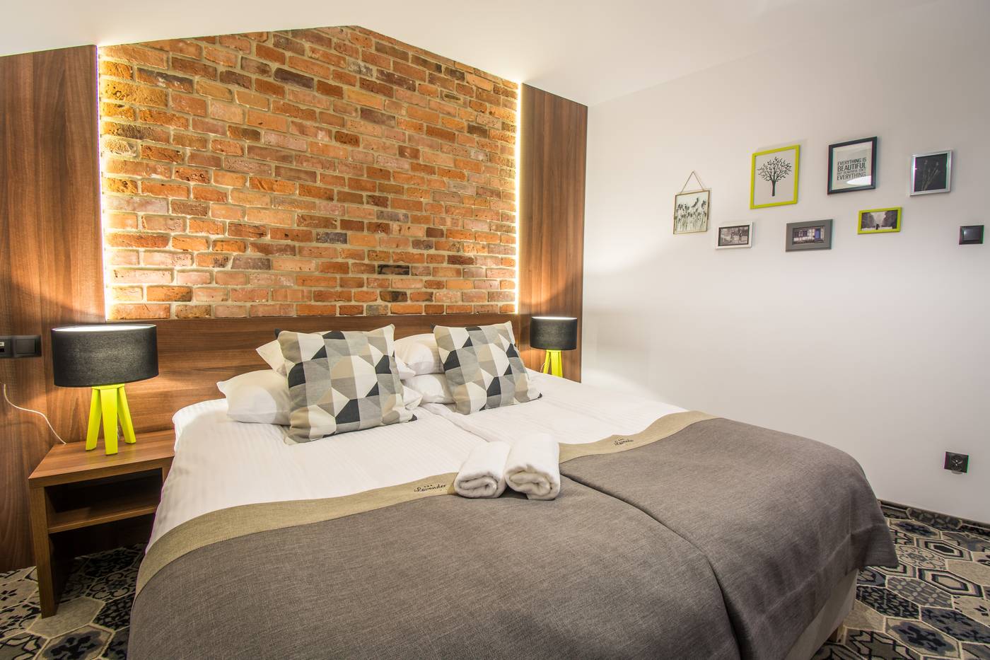 Hotel-Lavender-Room-25