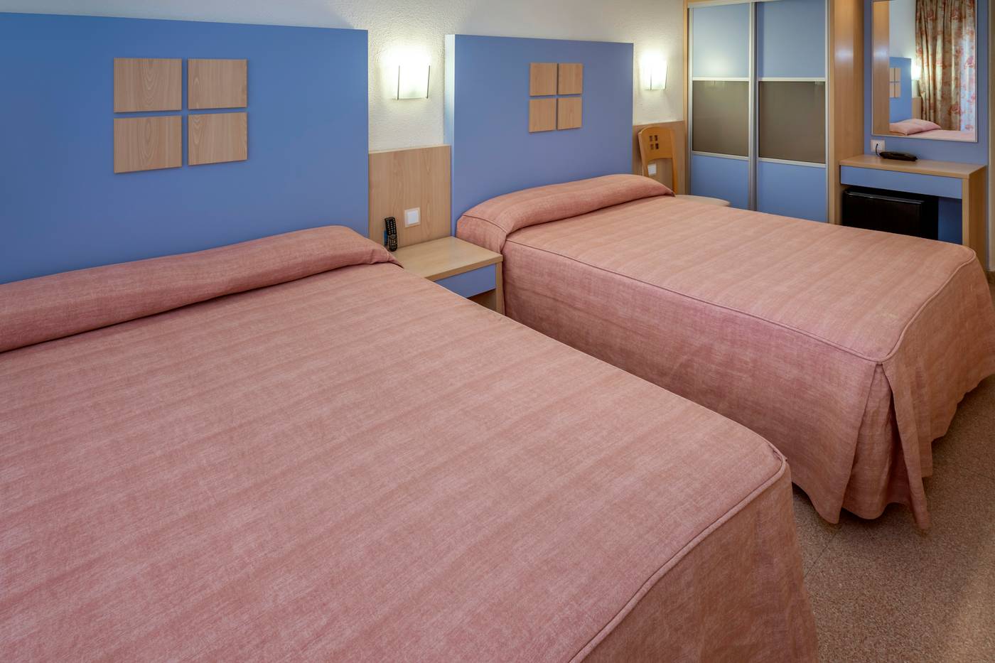 Hotel-Caprici-Room-25