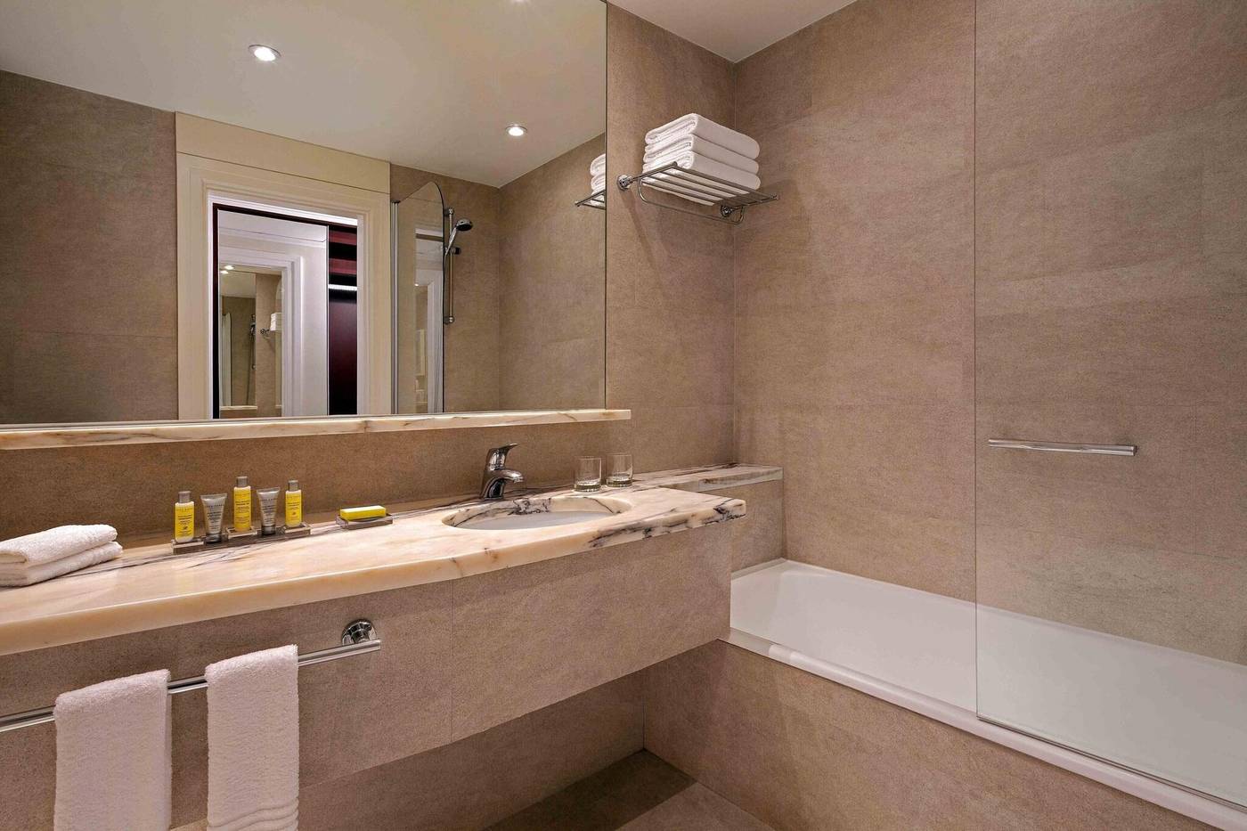 Marriott-Hotel-Lisbon-Room-44