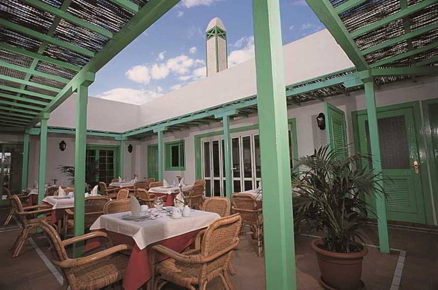 Casa-del-Embajador-Restaurant-5