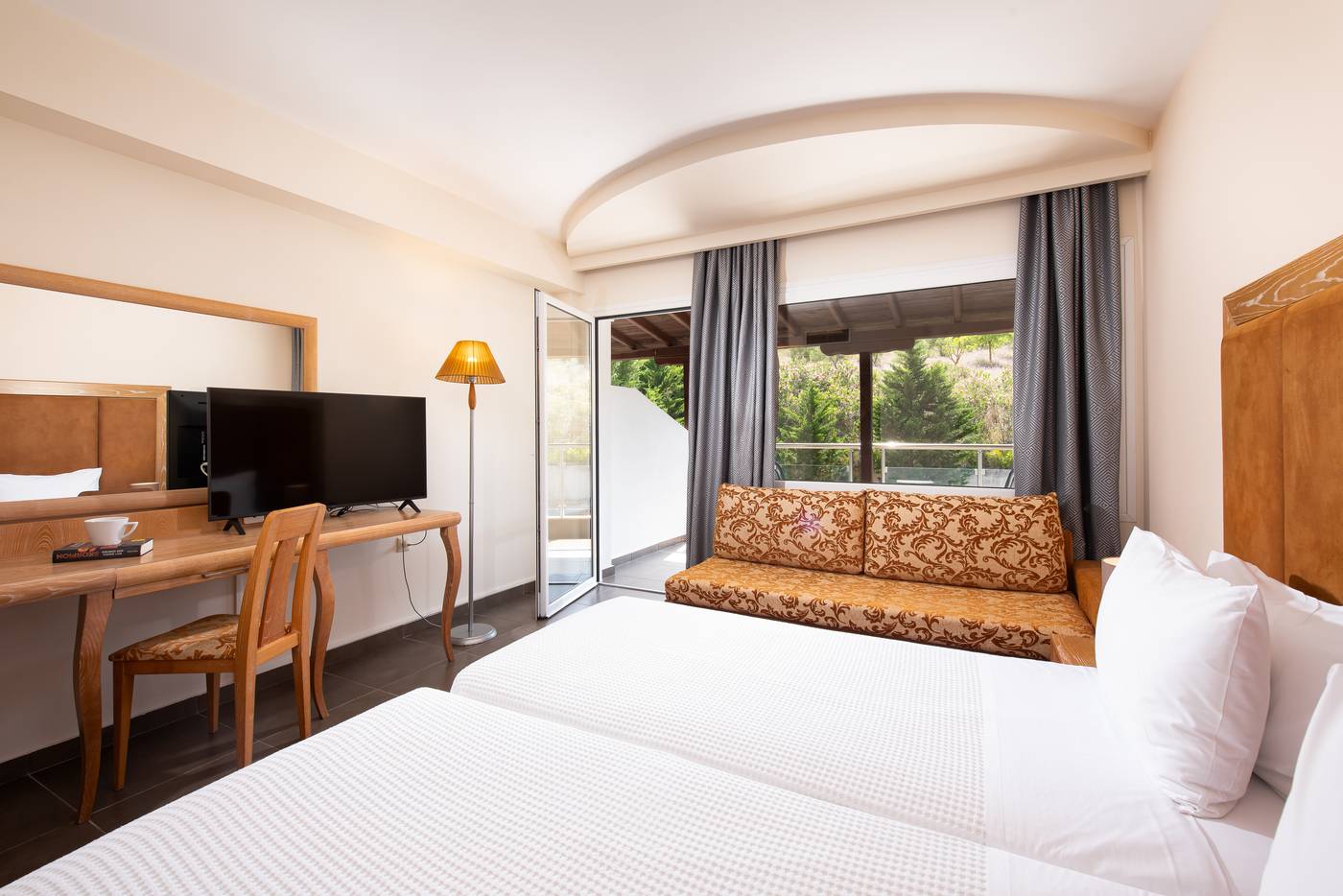 Alexandros-Palace-Hotel-Room-41