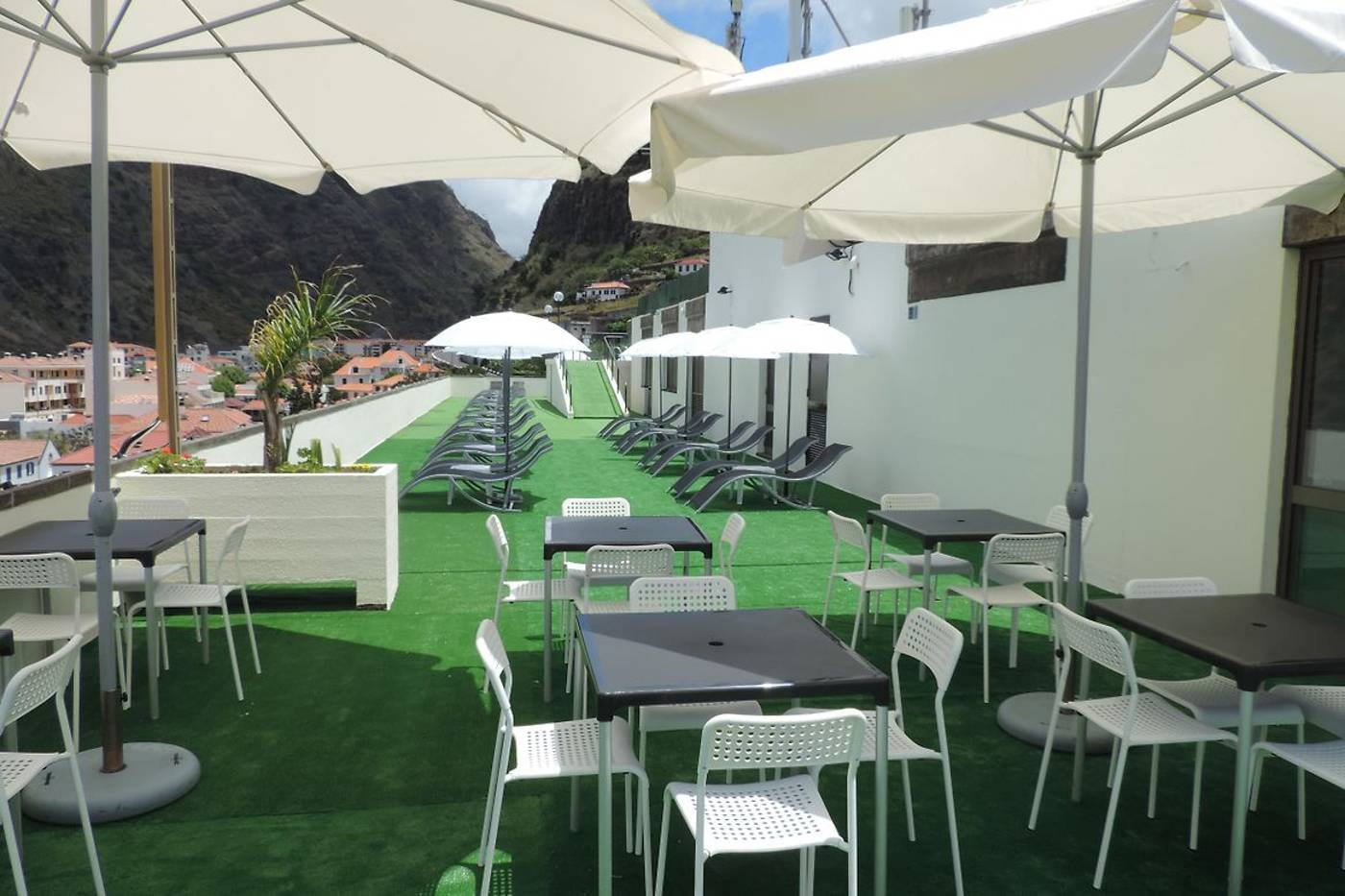 Flag-Hotel-Madeira---Ribeira-Brava-Terrace-2