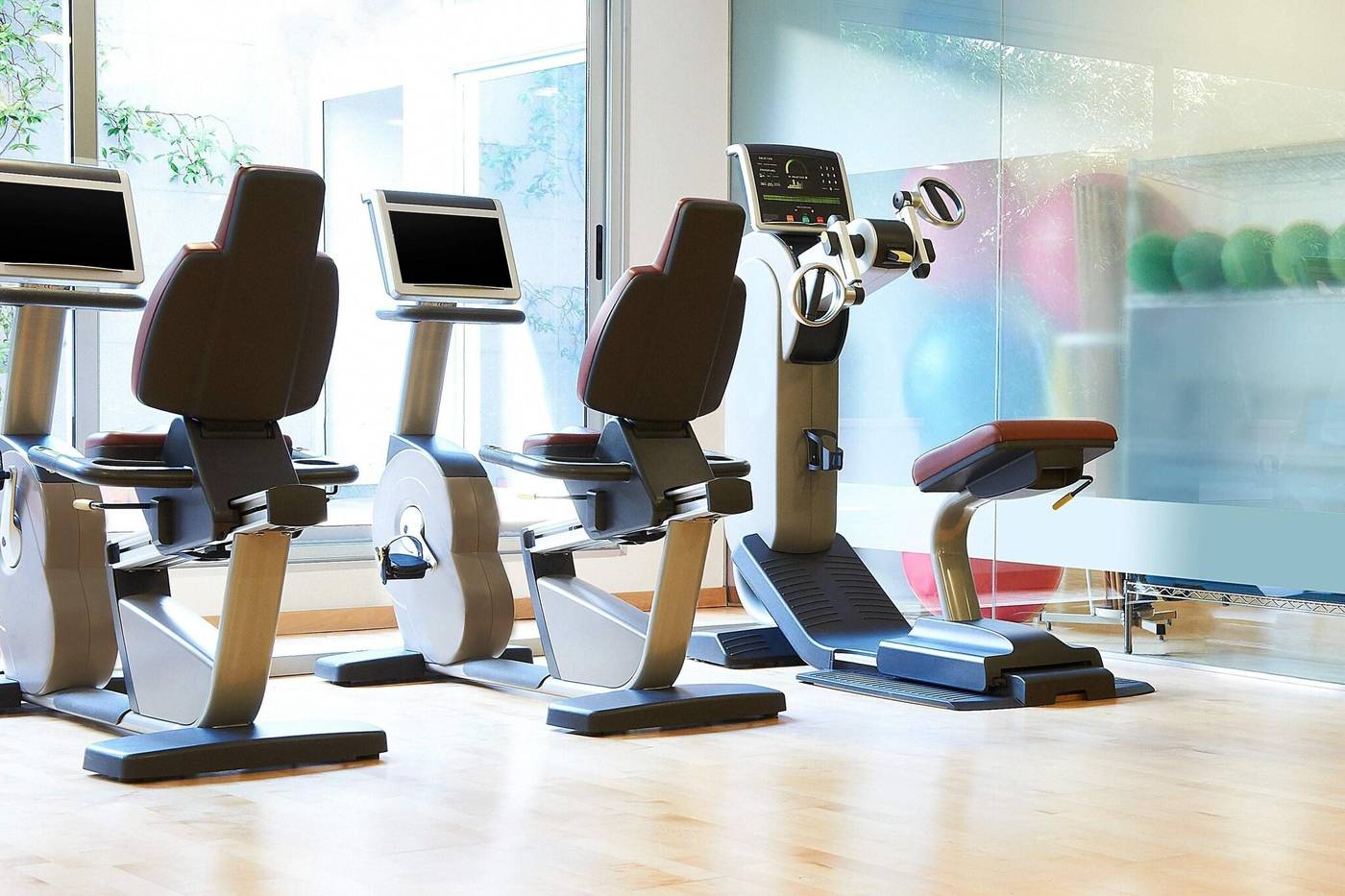 Le-Meridien-Ra-Beach-Hotel---Spa-Sports-and-Entertainment-85