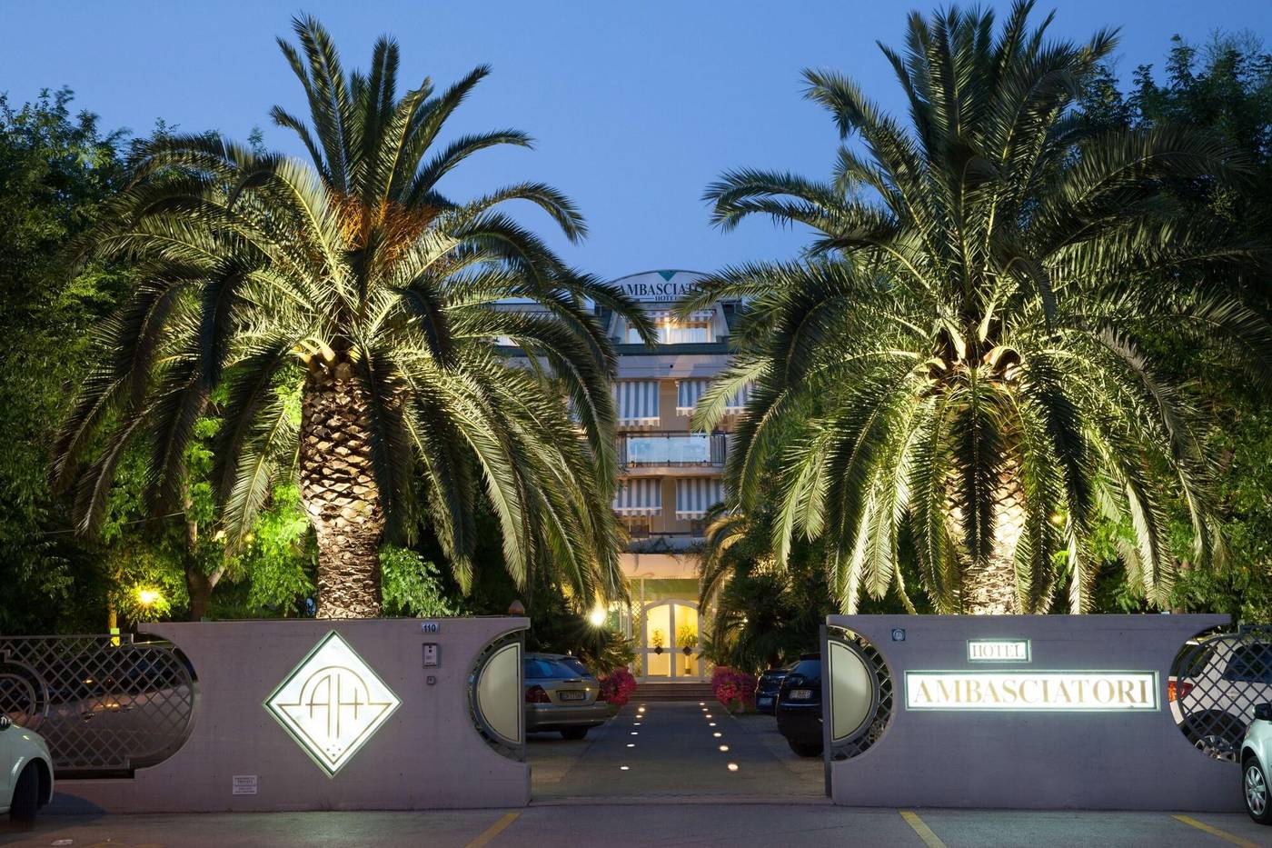 Hotel Ambasciatori-Italy-PINETO-General view-7