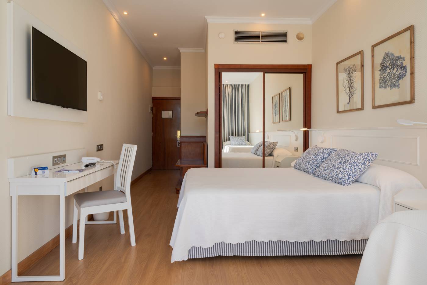 VIK-Hotel-San-Antonio-Room-24