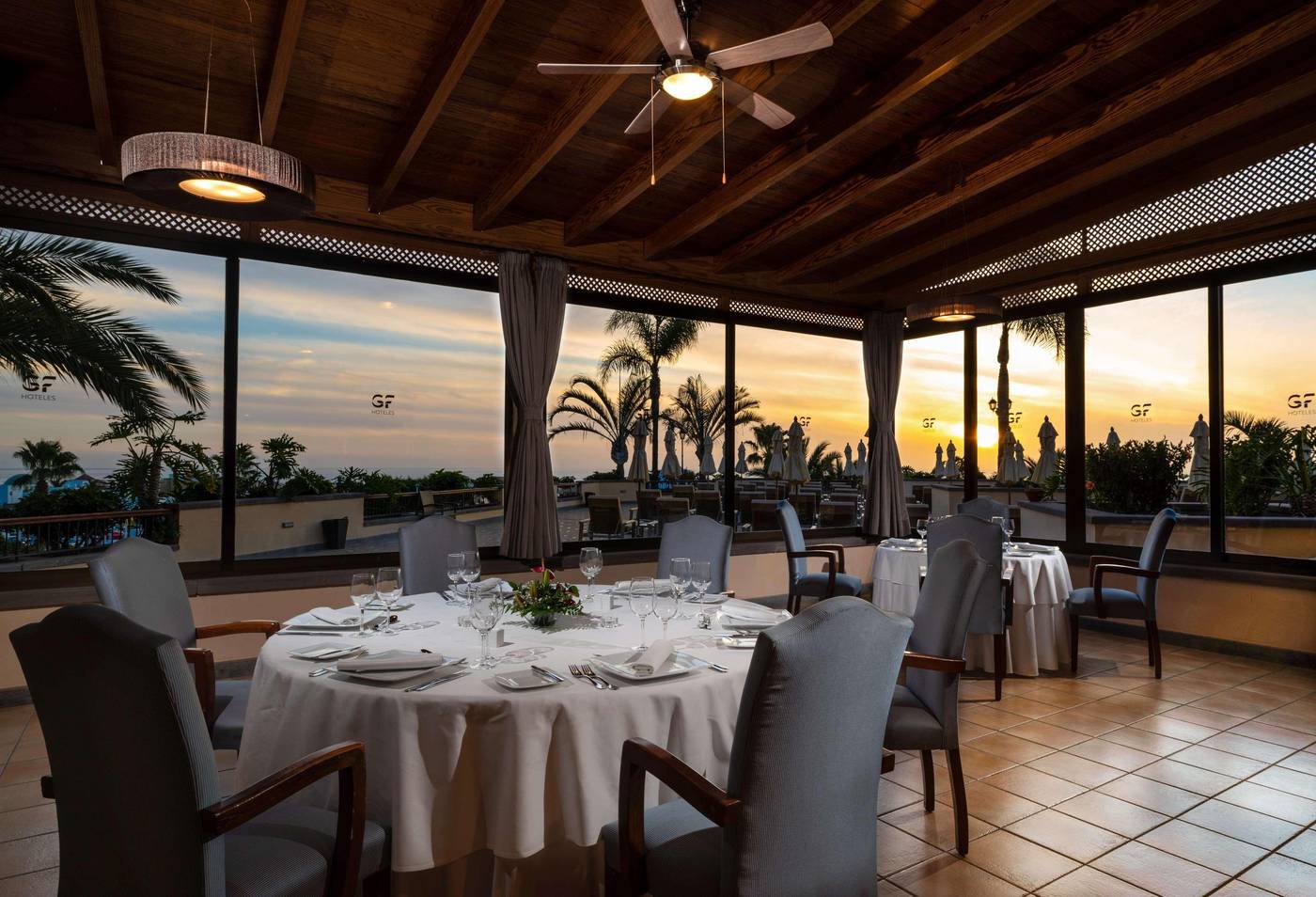Hotel-GF-Gran-Costa-Adeje-Restaurant-43