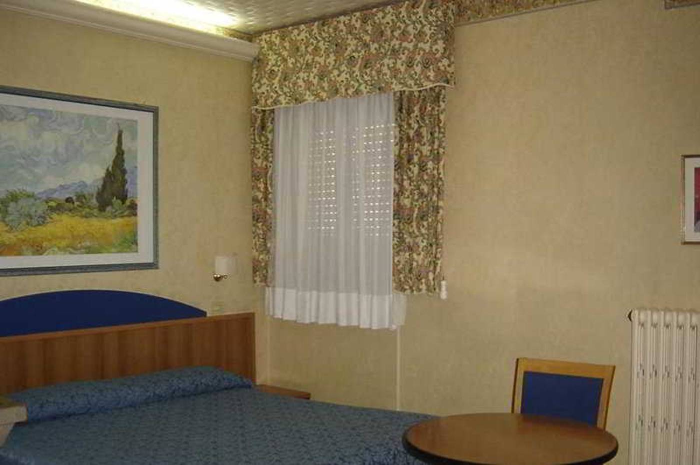Phi Hotel Ambra-Italy-PESCARA-Room-4