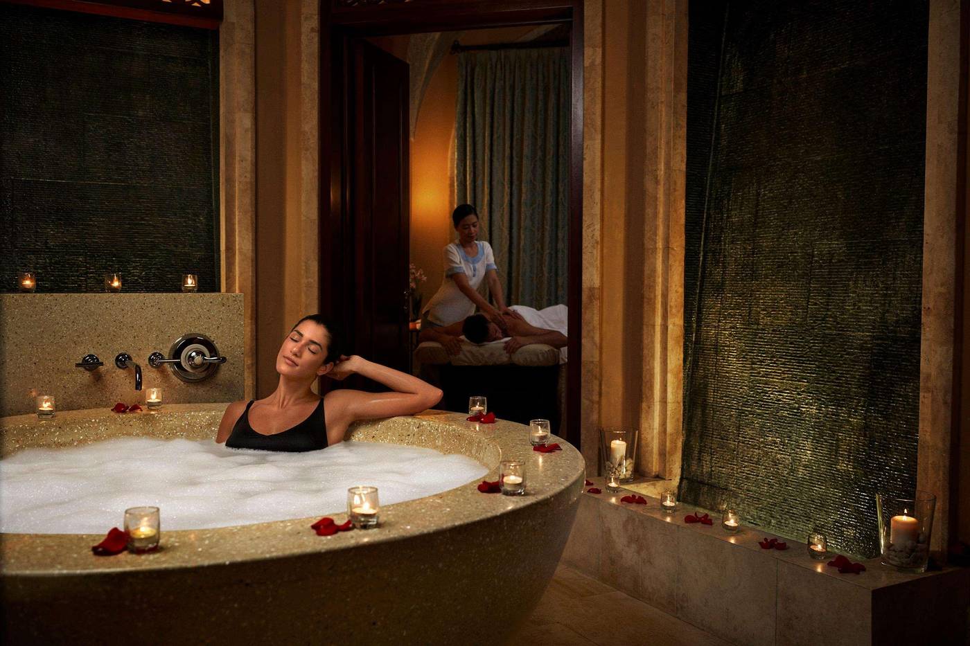 Atlantis--The-Palm-Room-81