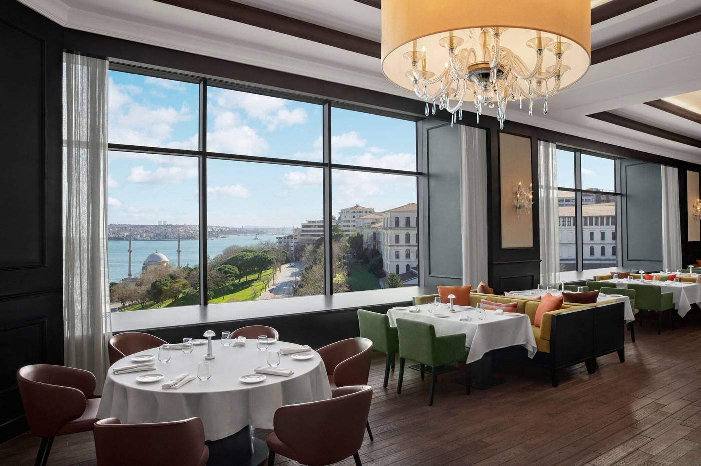 The-Ritz-Carlton-Istanbul-Restaurant-18