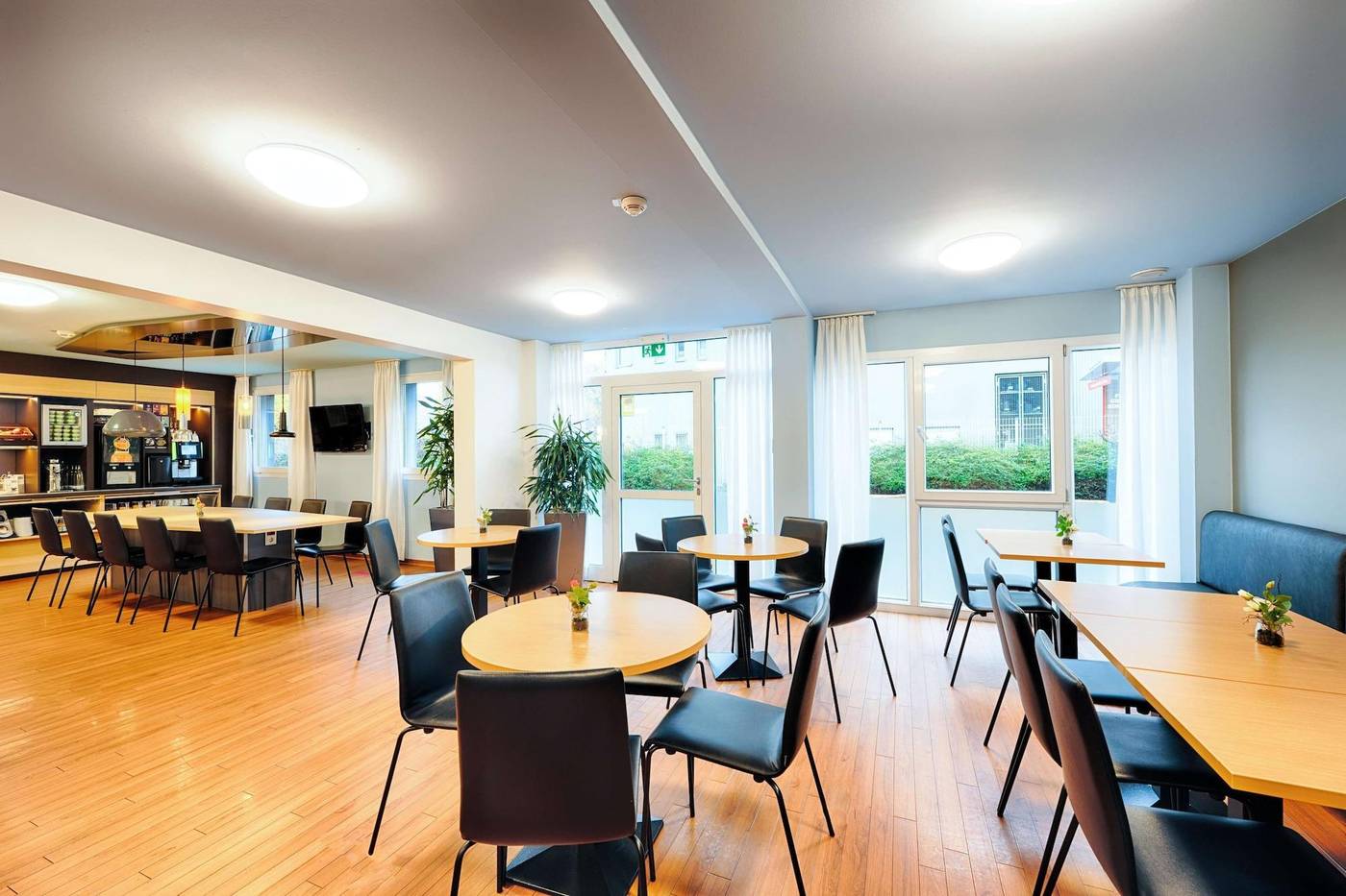 B-b-Hotel-Koln-frechen-Restaurant-24