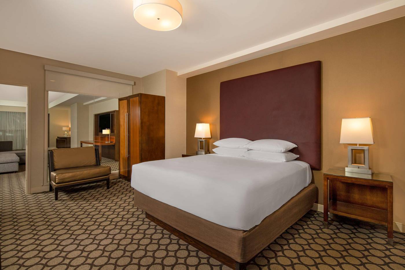 Hyatt-Regency-Orange-County-Room-17