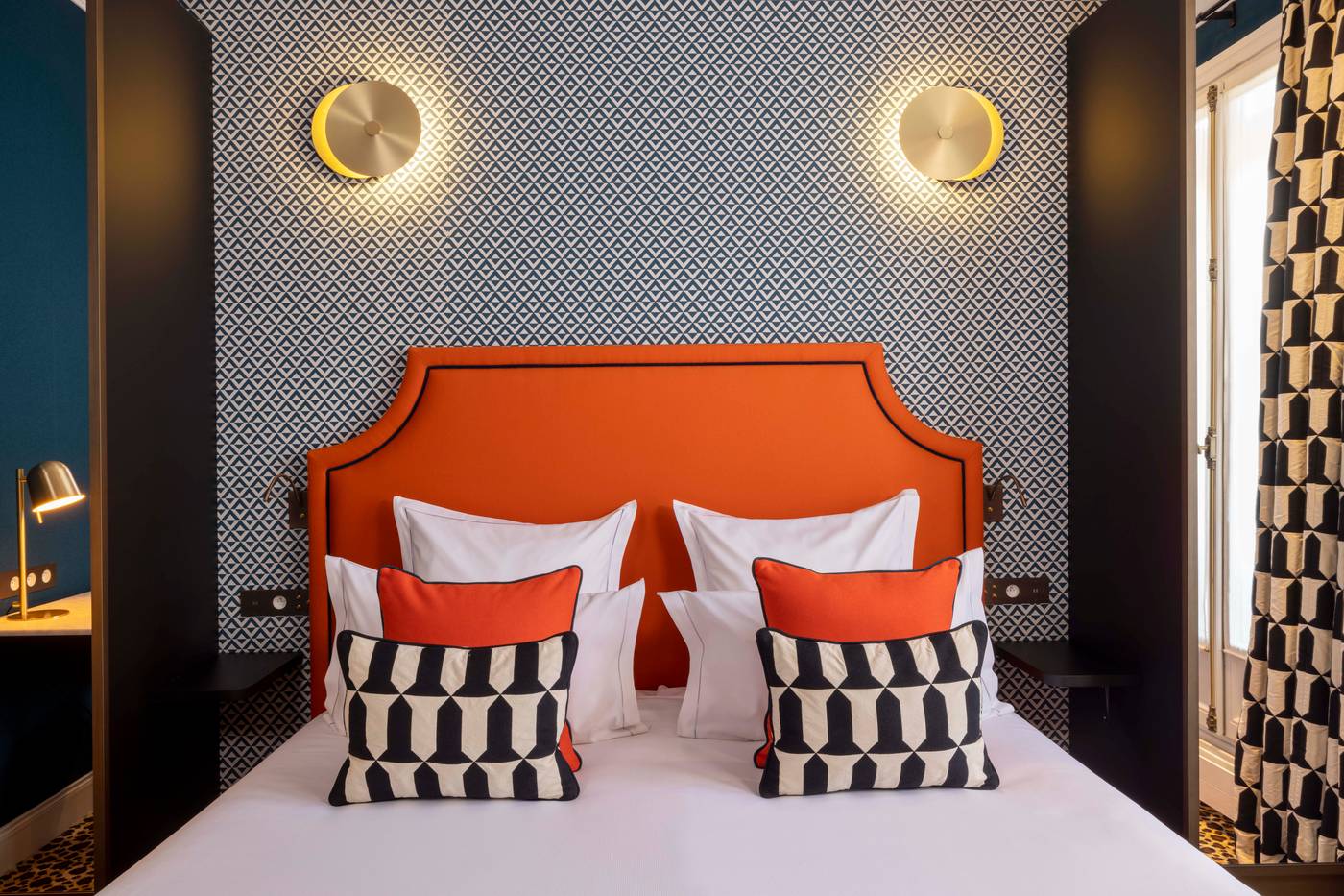 West-end-Paris-Room-52