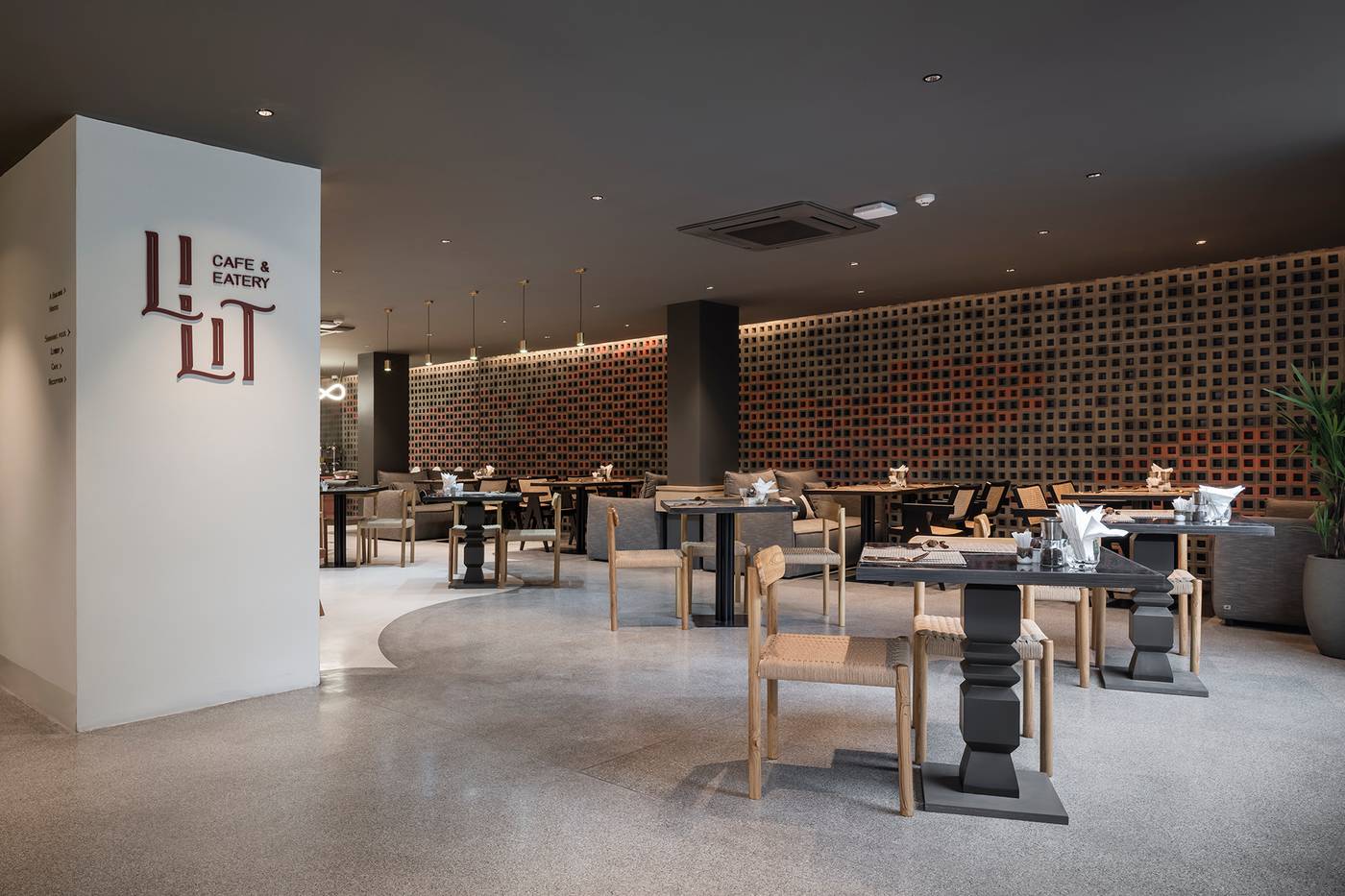 Lilit-Bang-Lumphu-Hotel-Restaurant-30