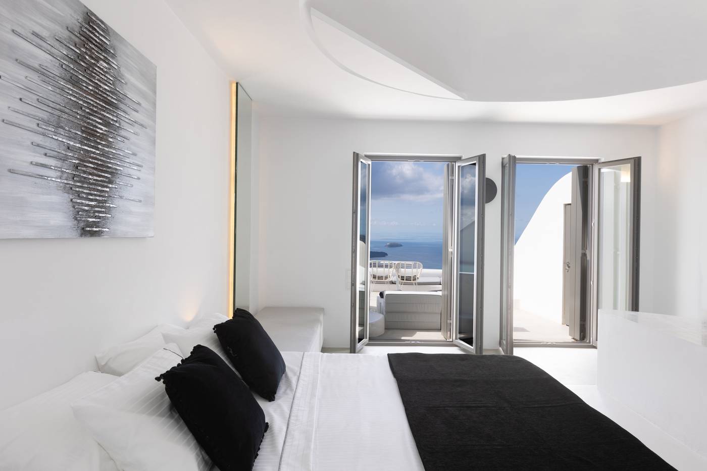 Heaven-s-Edge-Room-3