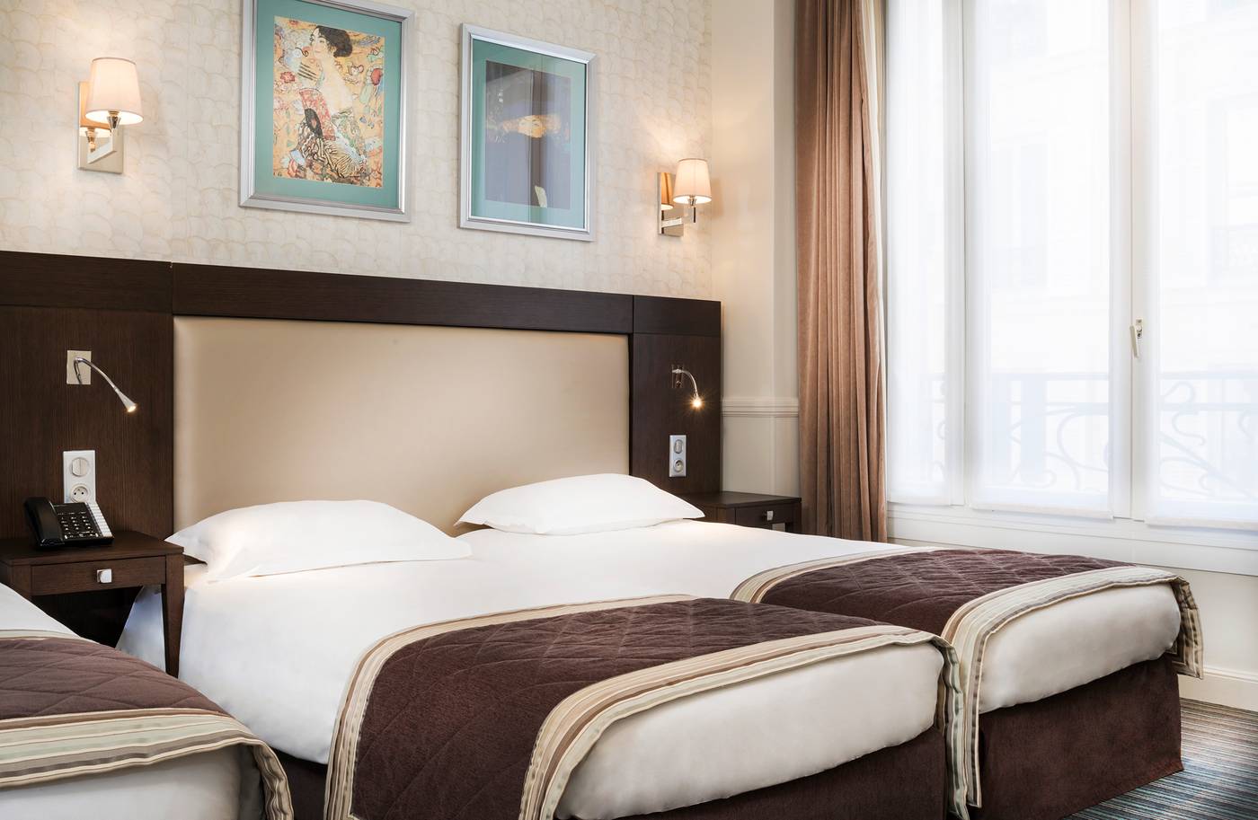 Elysees-Ceramic-Room-3