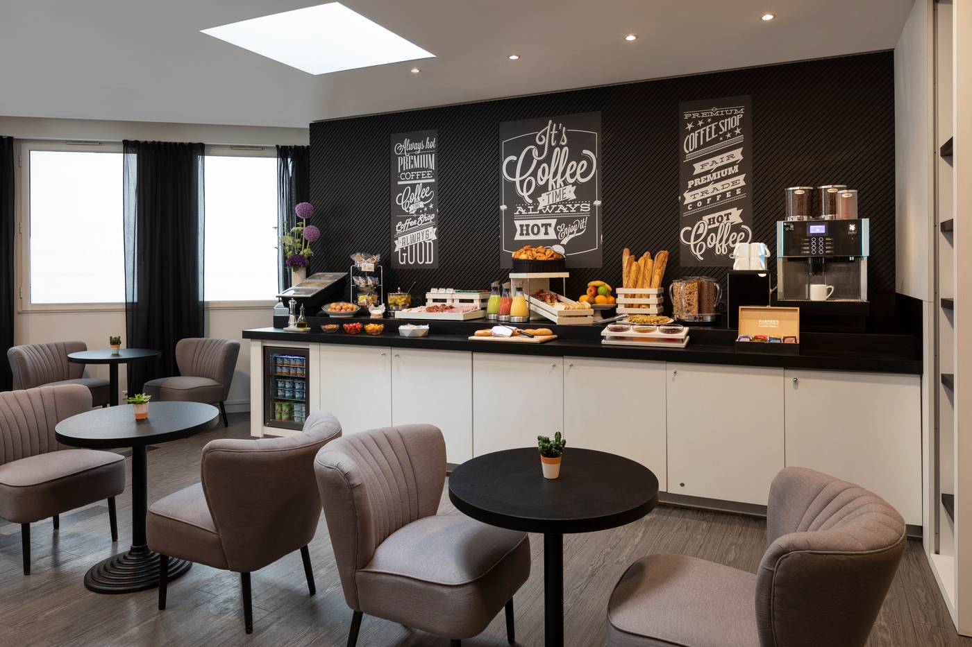 Citadines-Bastille-Marais-Paris-Bar-5