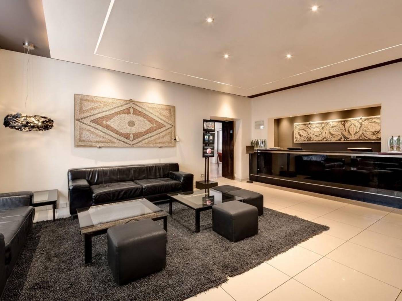 The Caesar Hotel - United Kingdom - London - General view - 6