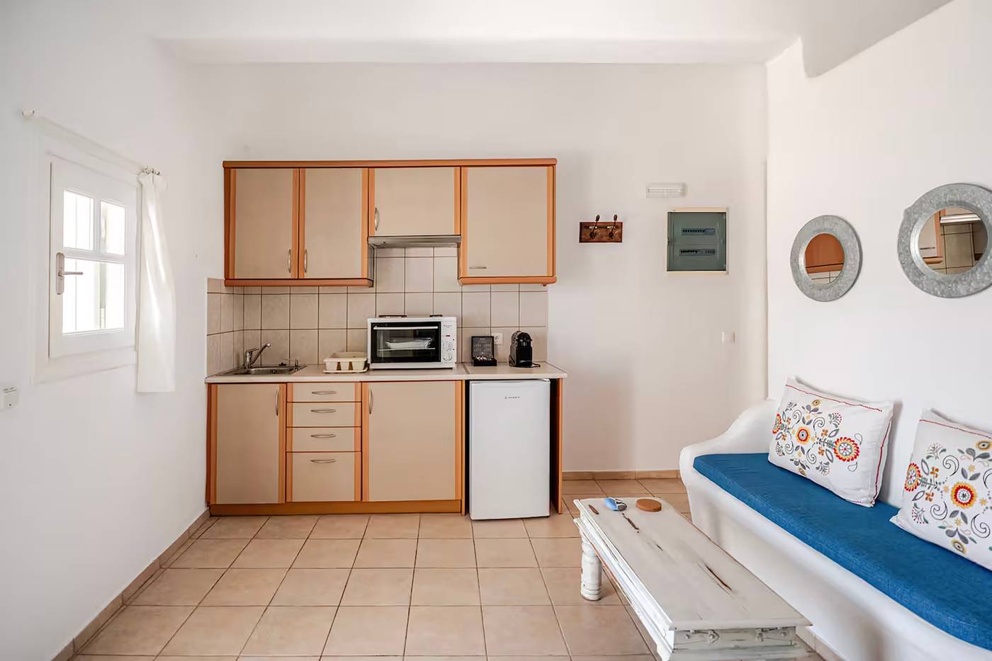 Yakinthos-Residence-Room-33