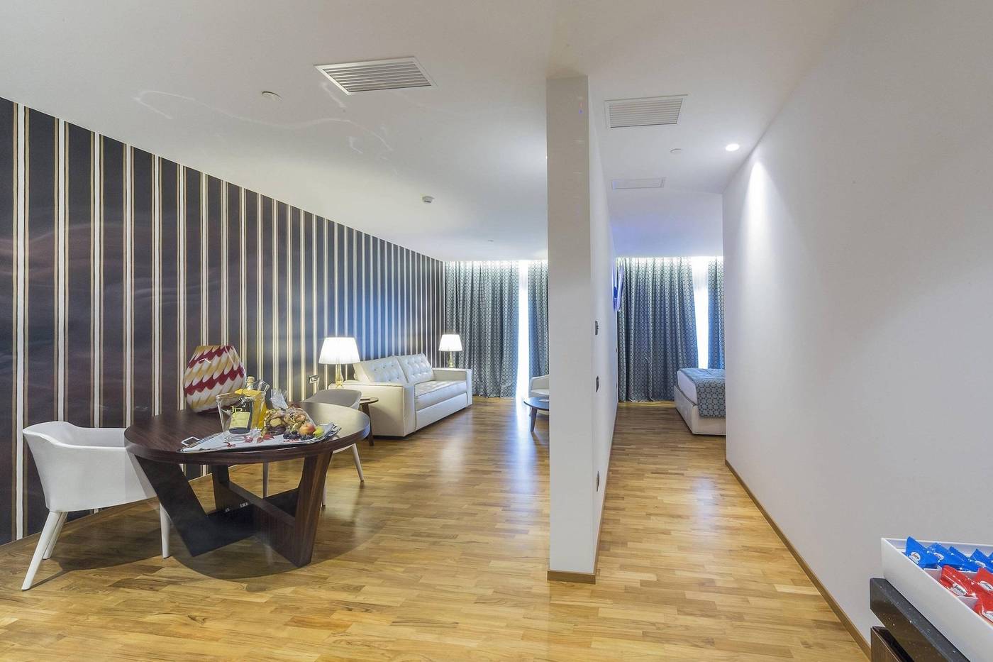 Courtyard-Venice-Airport-Room-30