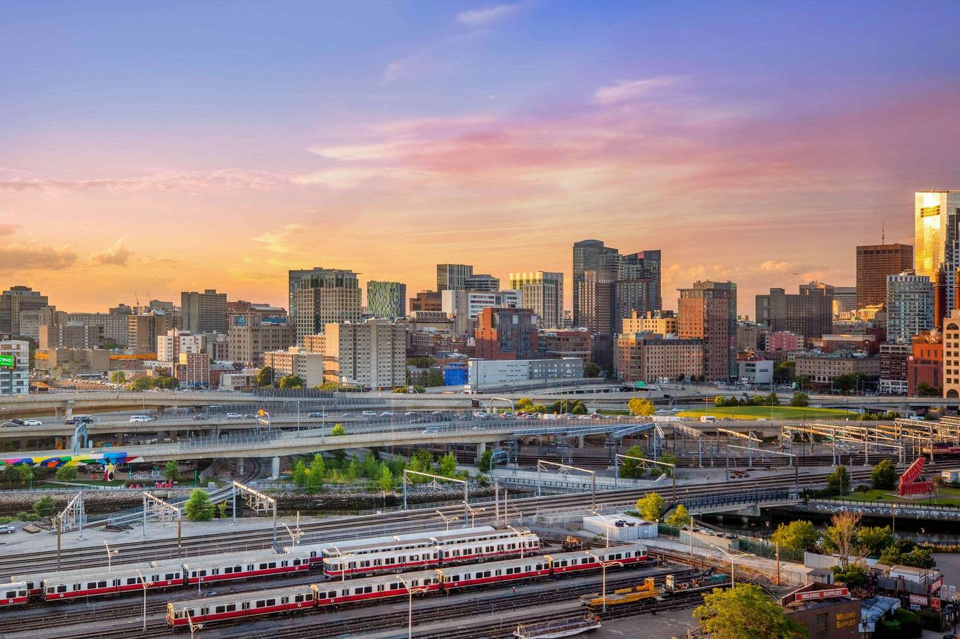Cambria-Hotel-Boston-Downtown-South-Boston-General-view-66