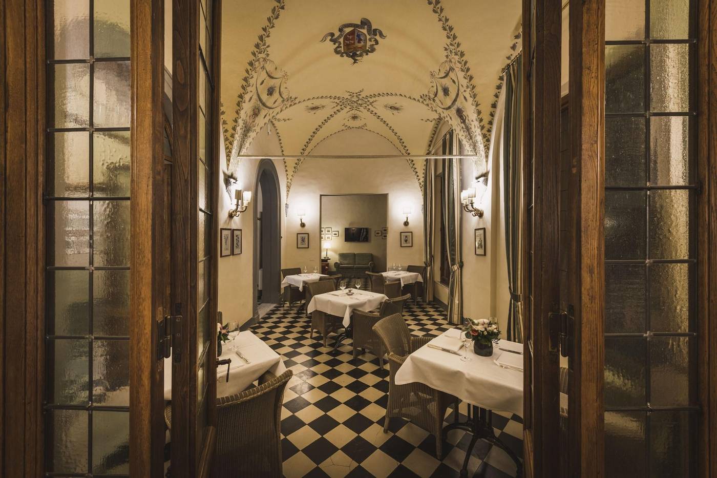 Pensione-Palazzo-Ravizza-Restaurant-12