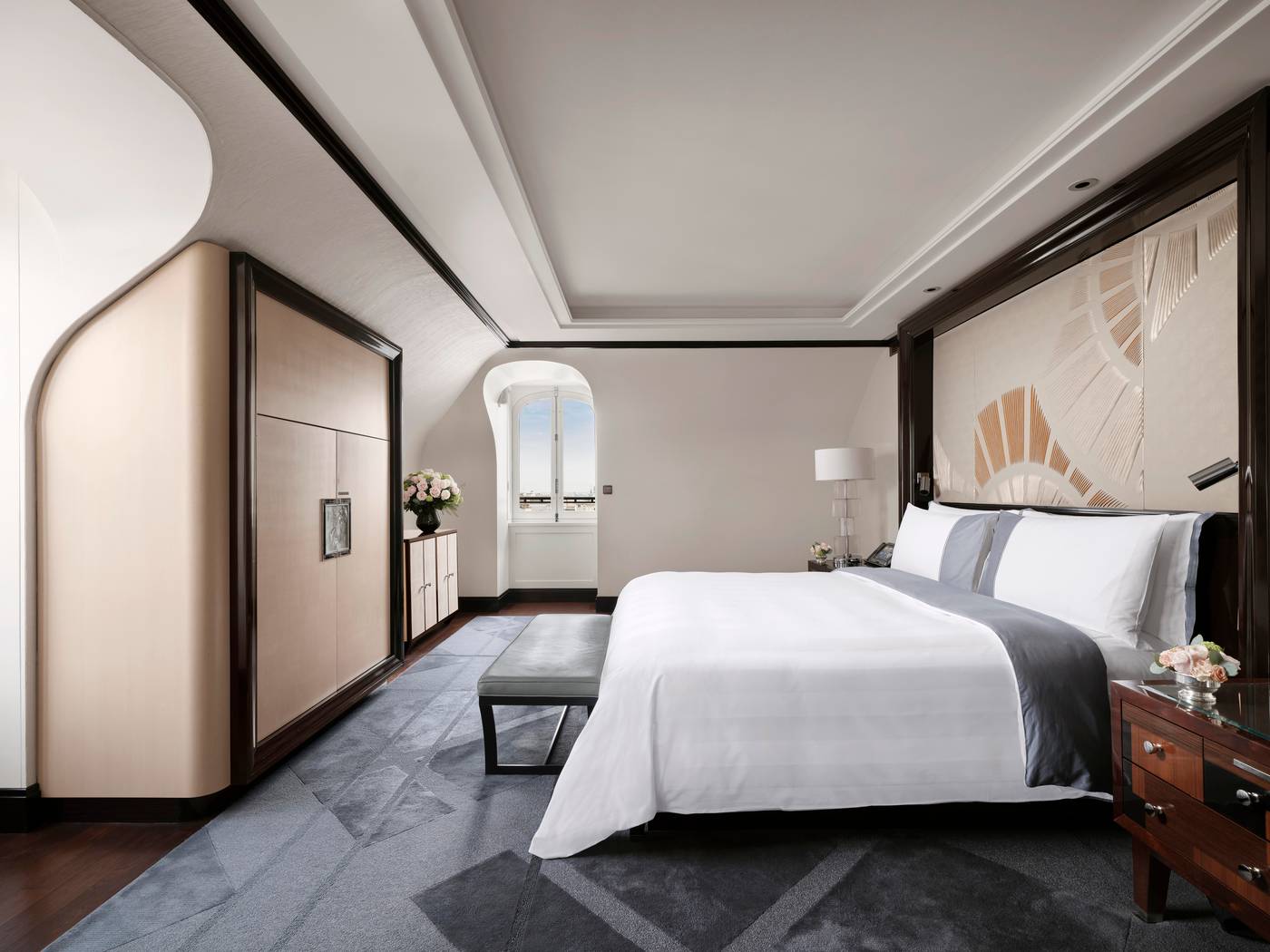 The-Peninsula-Paris-Room-38