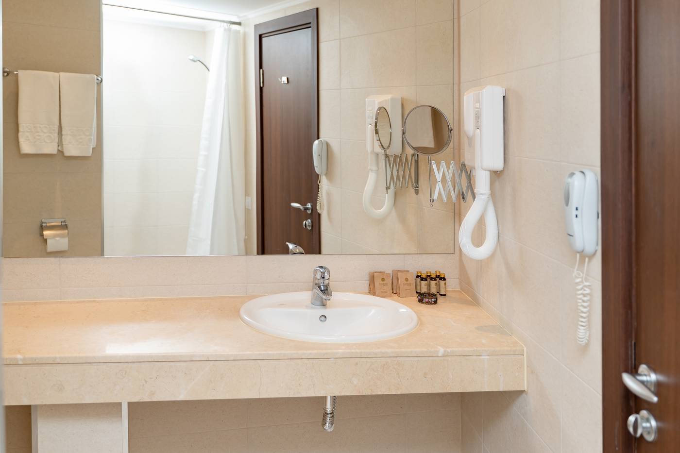 Panorama-Hotel-Room-33