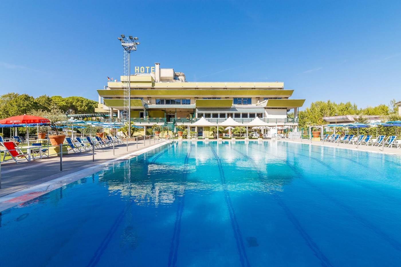Country Club-Italy-LUCCA -General view-1