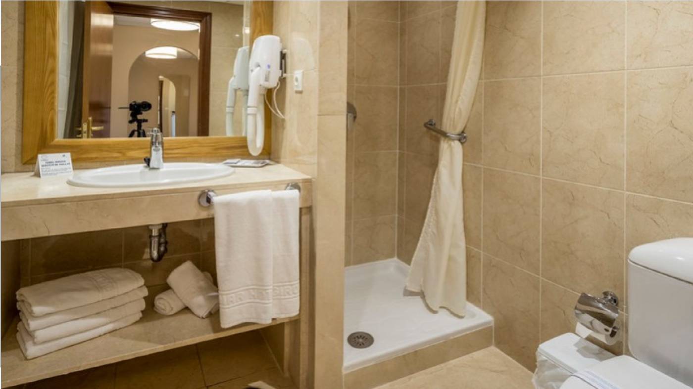 Aparthotel-Ilunion-Miramar-Room-38