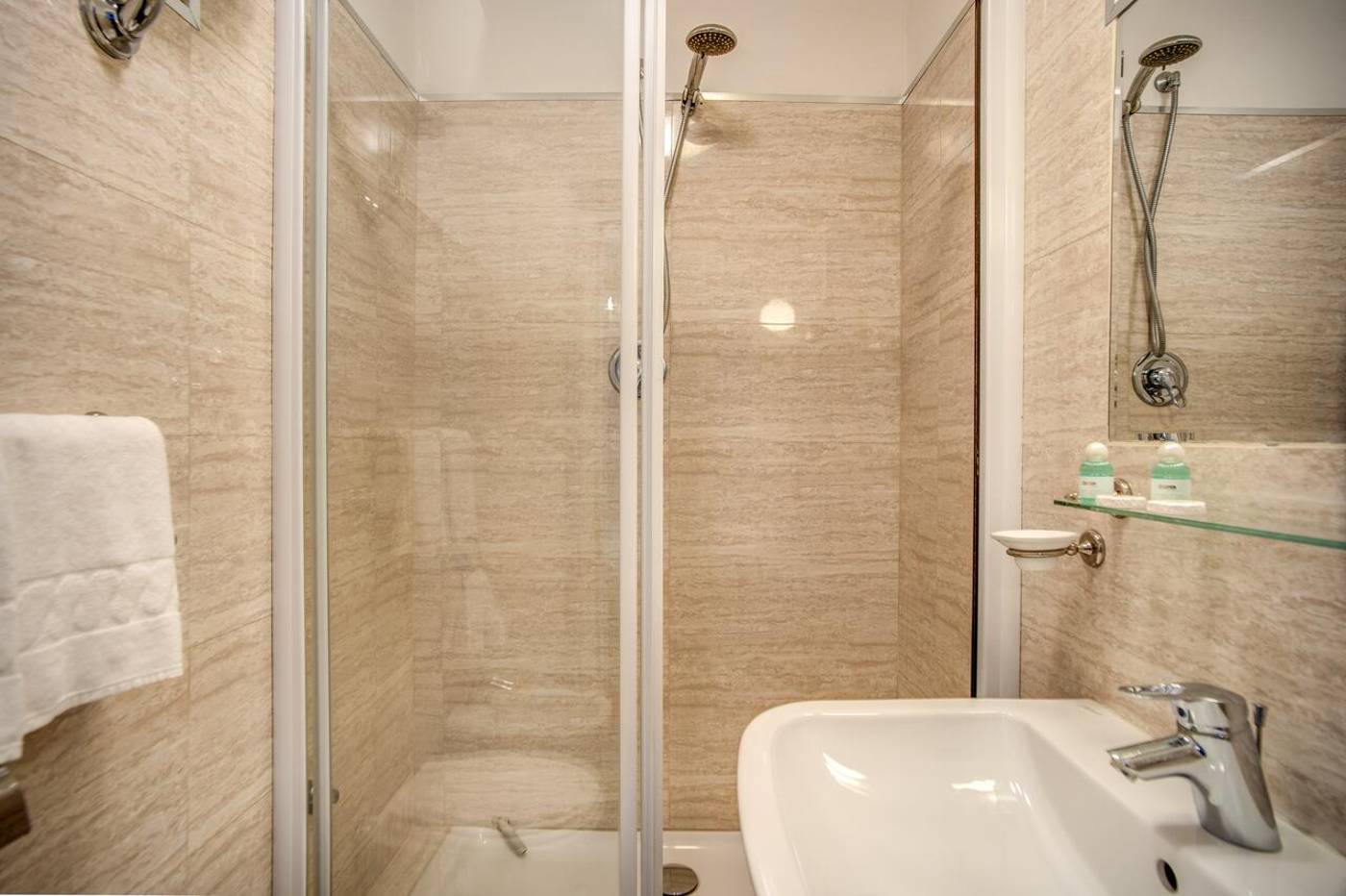 San-Valentino-Room-17