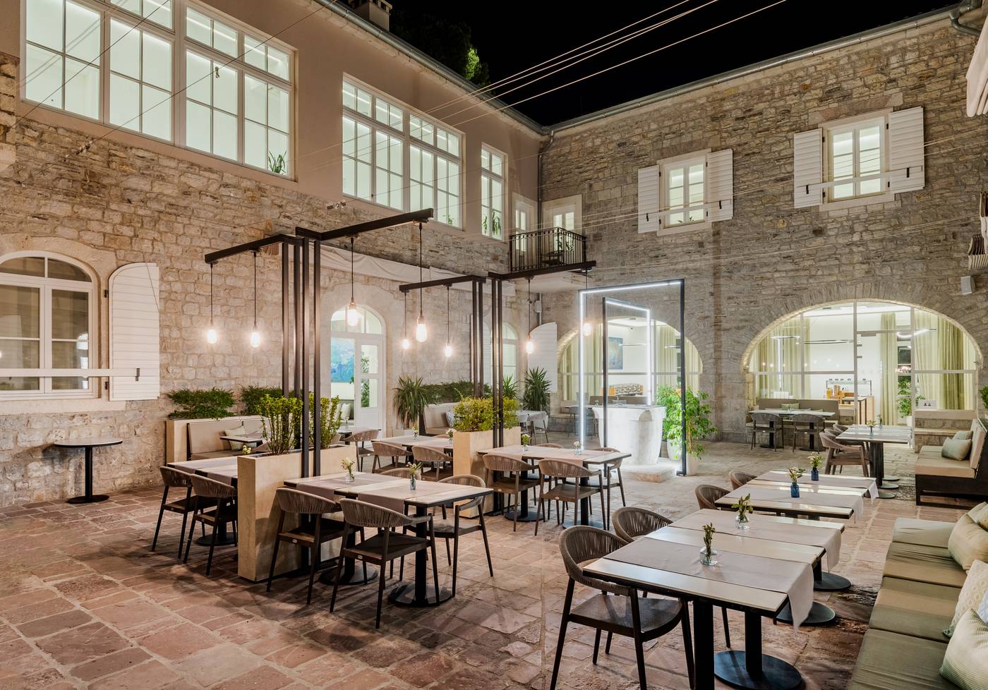 Lazure-Hotel---Marina-Restaurant-67