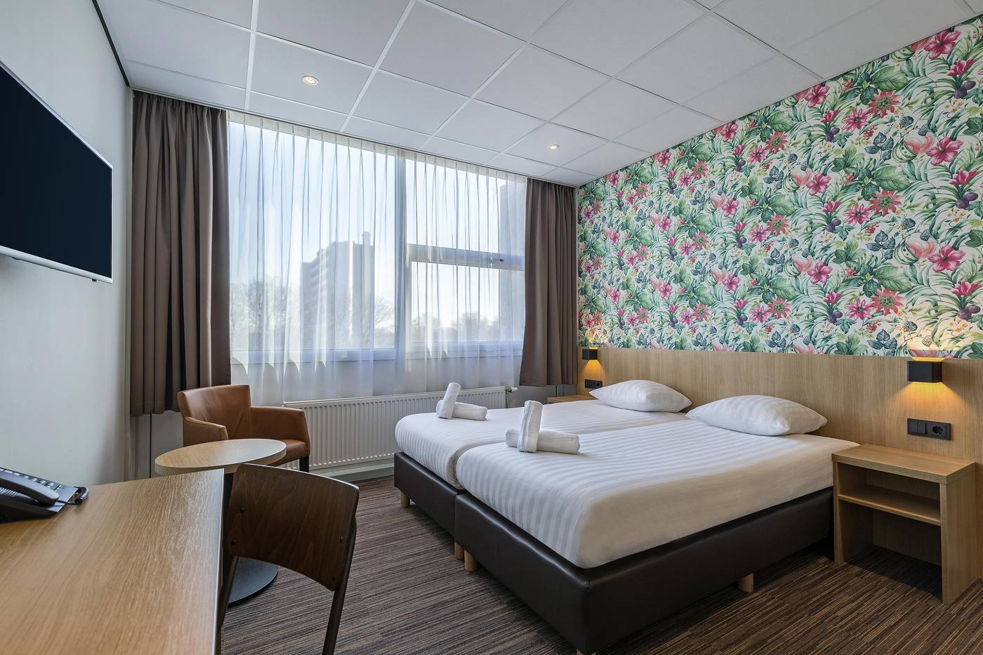 Best-Western-Amsterdam-Room-9