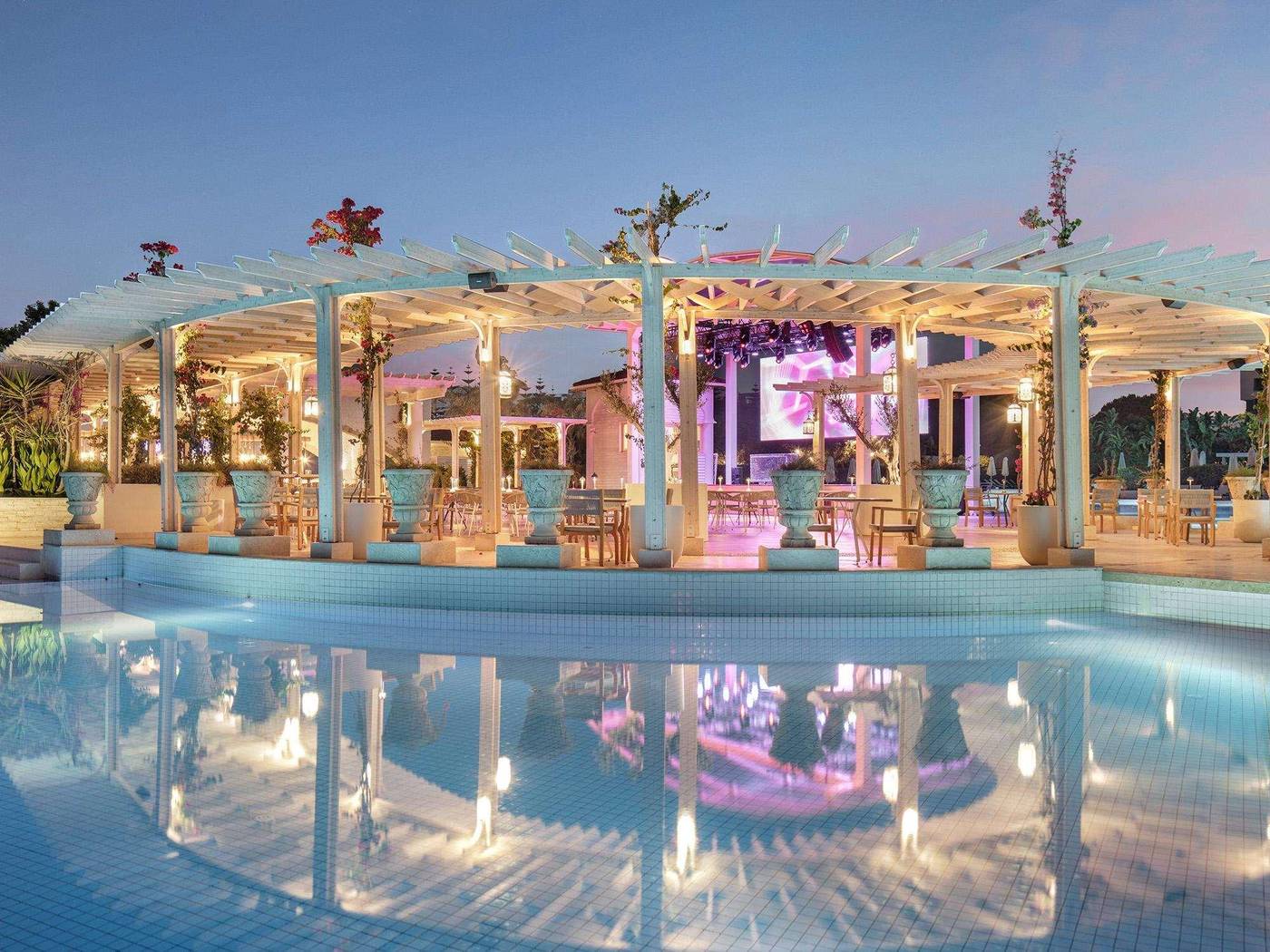 Ela-Excellence-Resort-Belek-Pool-13