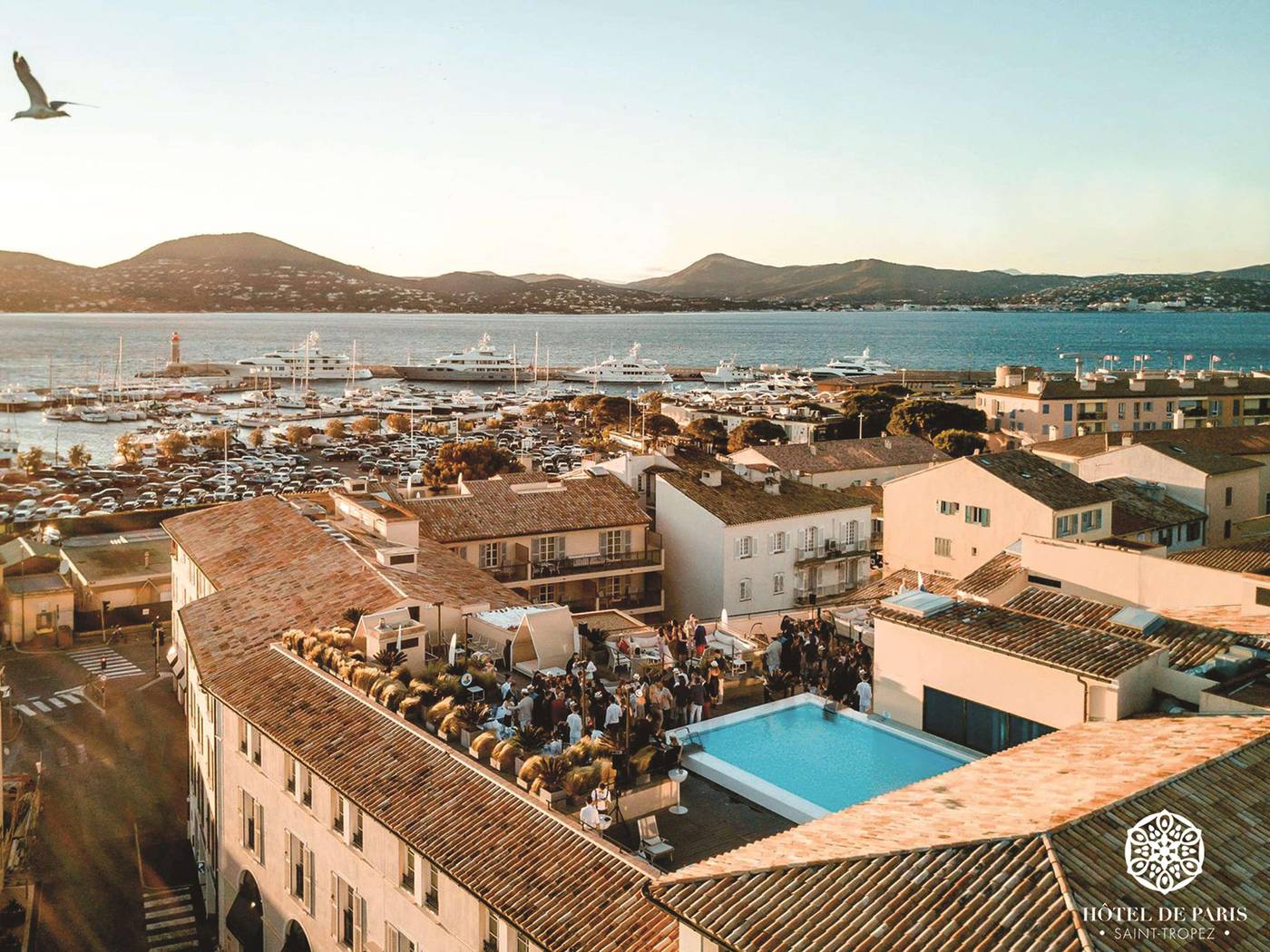 Hotel-de-Paris-Saint-Tropez-General-view-10