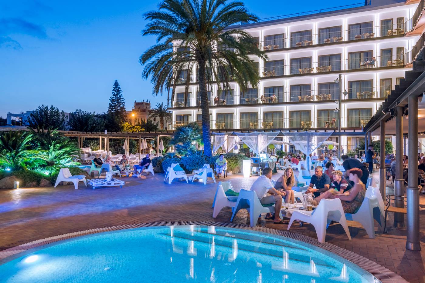 Sumus-Hotel-Stella---Spa---Adults-Recommended-Pool-5