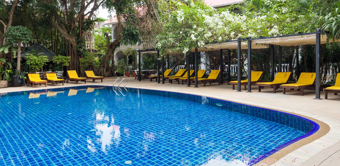Tropica-Bungalow-Hotel-Pool-5