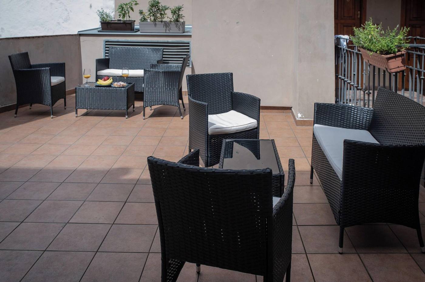 Boutique-Apartments-White-Swan-Terrace-71