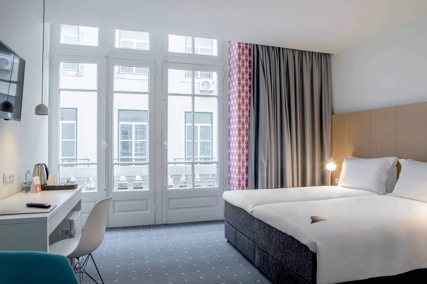 Stay-Hotel-Lisboa-Centro-Chiado-Room-11