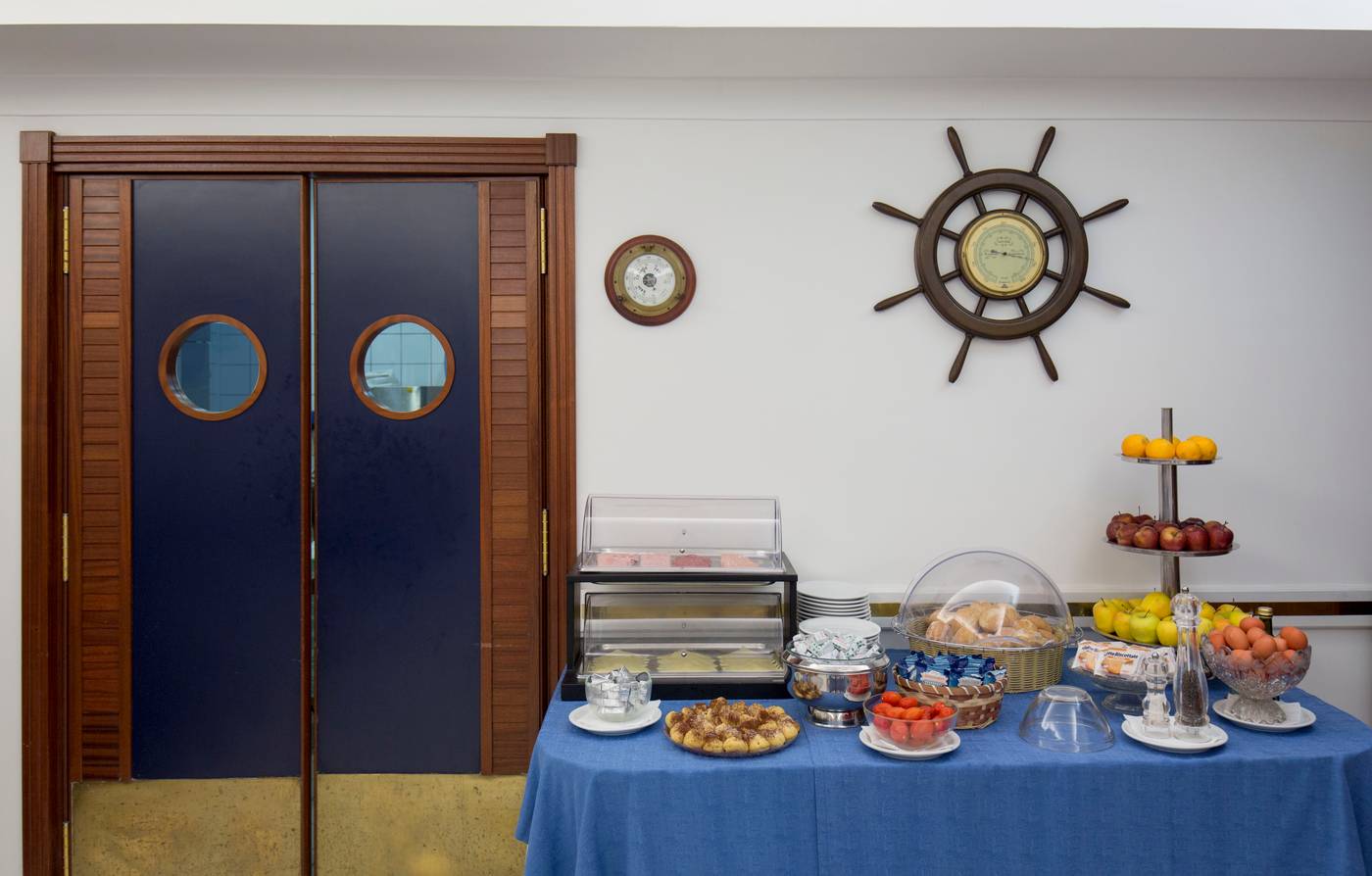 Hotel-Il-Faro-Sorrento-Restaurant-21