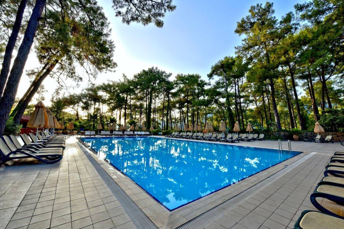 Marmaris-Bay-Resort---Adults-Only-Pool-11