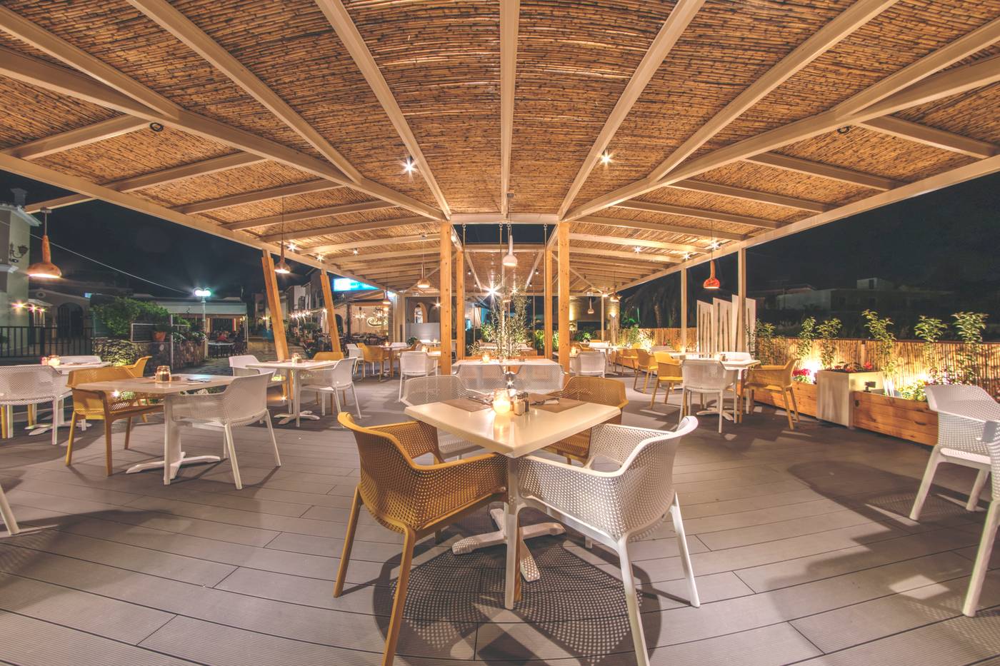Iliada-Beach-Restaurant-19
