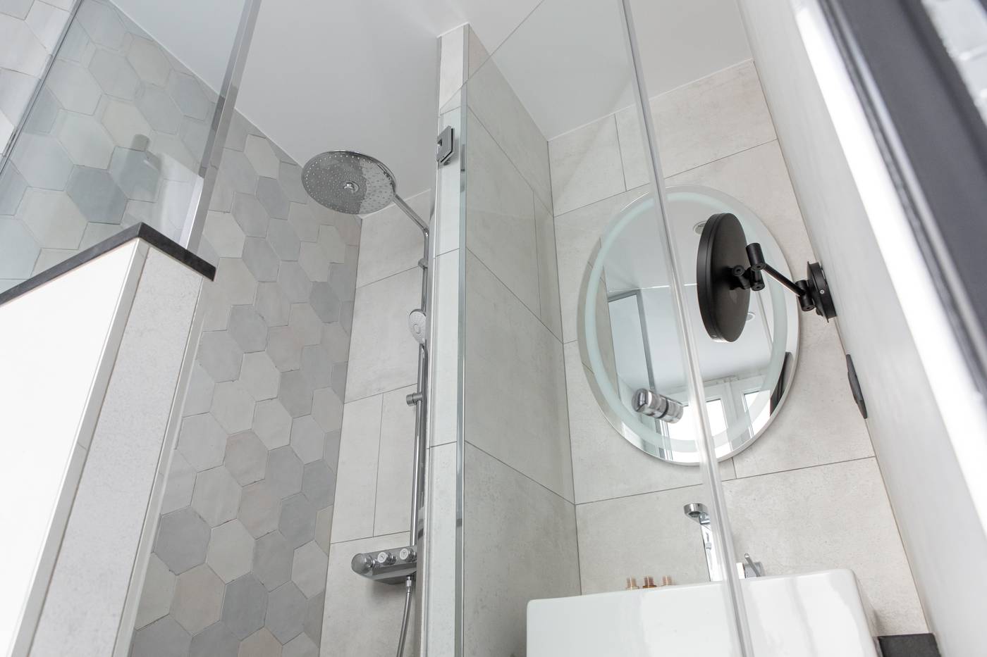 Hotel-Maison-Mere-Room-62