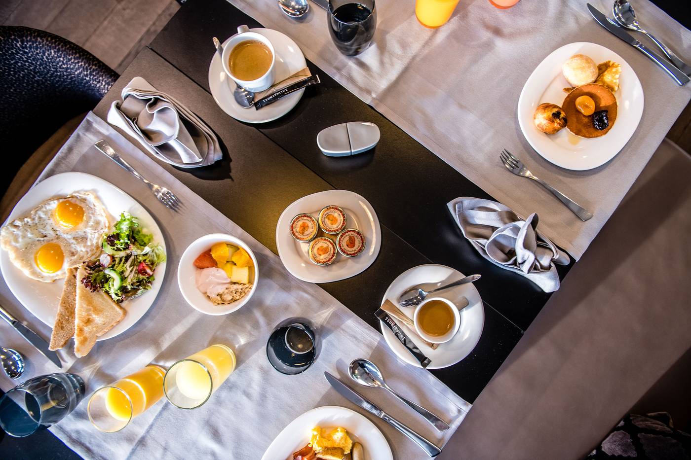 Lake-Geneva-Hotel-General-view-28