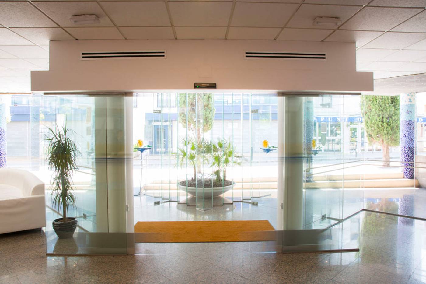 Don-Juan-Tossa-Lobby-60