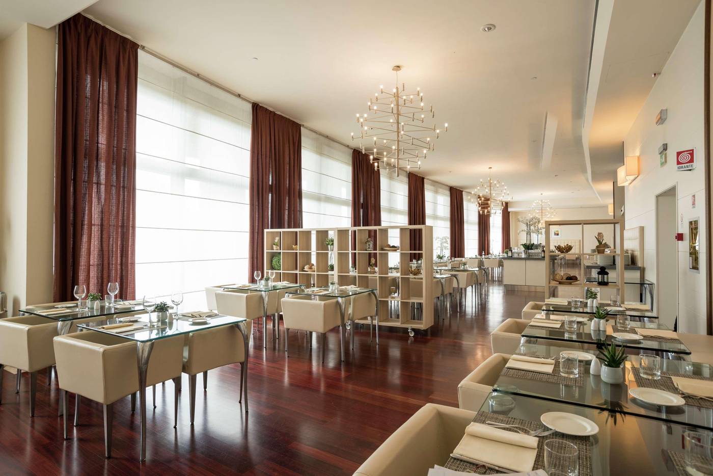 DoubleTree-by-Hilton-Florence-Metropole-Restaurant-44