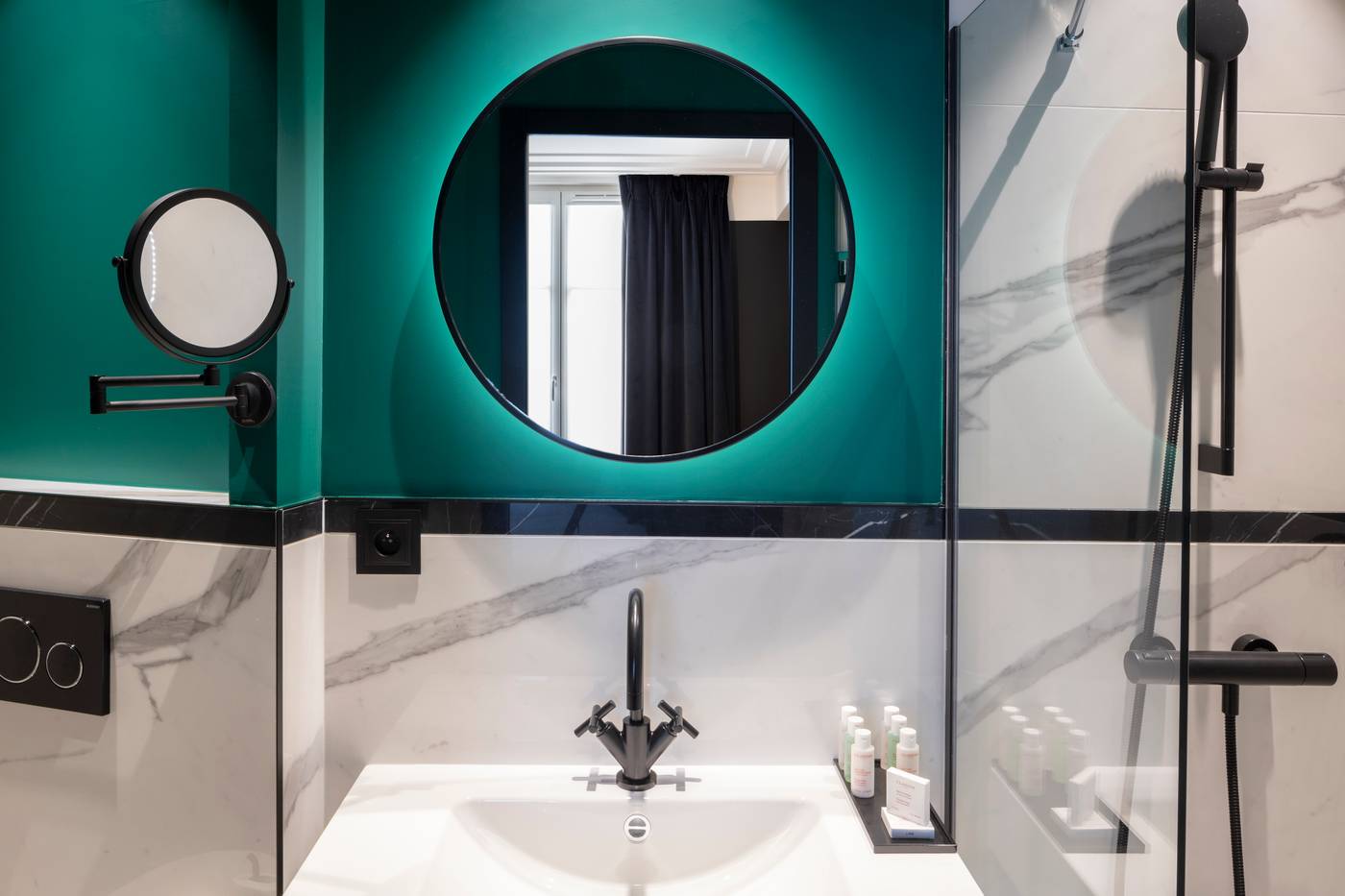 Hotel-Parisianer-Room-19